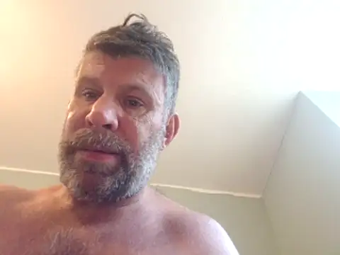 Snapshot of stud2512 chatting on 05/18/26, 05:41 stud2512 online show from 05/18/26, 05:41