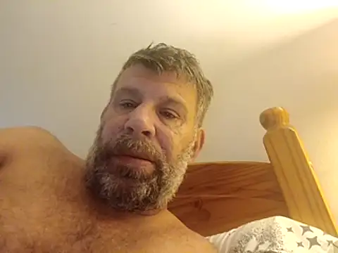Snapshot of stud2512 chatting on 05/23/26, 05:12 stud2512 online show from 05/23/26, 05:12
