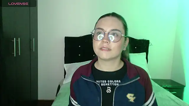 Ana  arms online show from 03/01/26, 02:30