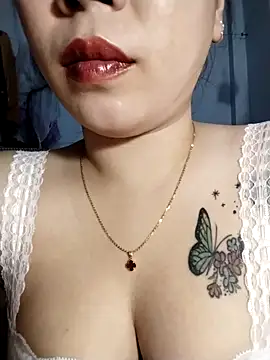 Snapshot of Kiki-vn chatting on 02/28/26, 08:04 Kiki-vn online show from 02/28/26, 08:04