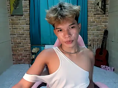 Nick cummer12 online show from 06/12/26, 08:46
