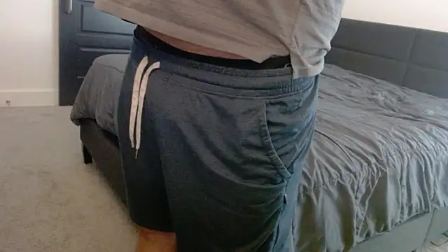 BlameItOnJunior online show from 04/16/26, 03:07