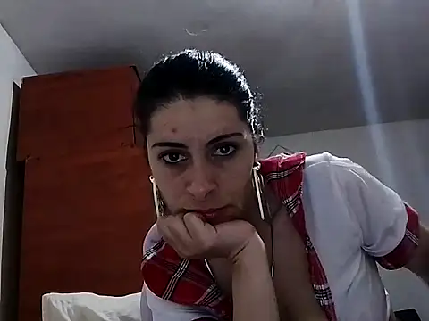 tefutbin3 online show from 04/08/26, 05:02