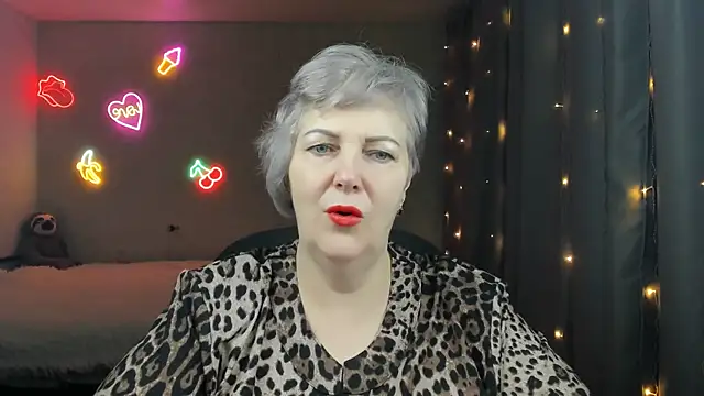 Mary-Leee online show from 03/14/26, 05:46