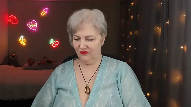 Mary-Leee online show from 04/03/26, 09:07