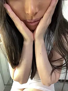 Snapshot of Juria_na chatting on 03/02/26, 10:22 Juria na online show from 03/02/26, 10:22