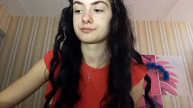 Snapshot of TuFoth chatting on 03/01/26, 09:11 TuFoth online show from 03/01/26, 09:11