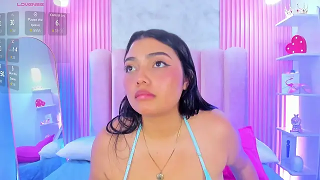 ArianaRougee online show from 07/14/26, 10:21