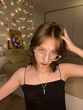 bezvanili online show from 02/24/26, 07:23