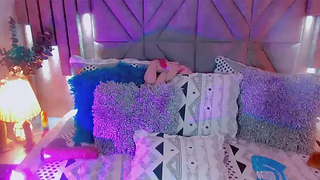 hot luckyangel01 online show from 07/24/26, 12:08