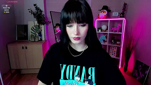 demetra   online show from 03/26/26, 08:31