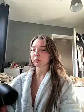 Bellesweett online show from 04/06/26, 05:14