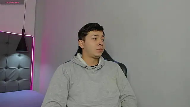 Julian Smith21 online show from 03/03/26, 12:33