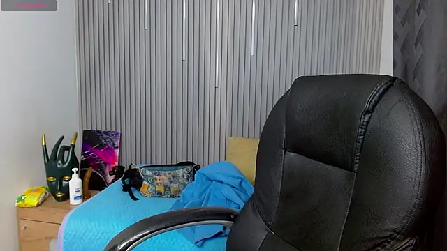 Julian Smith21 online show from 04/14/26, 11:55