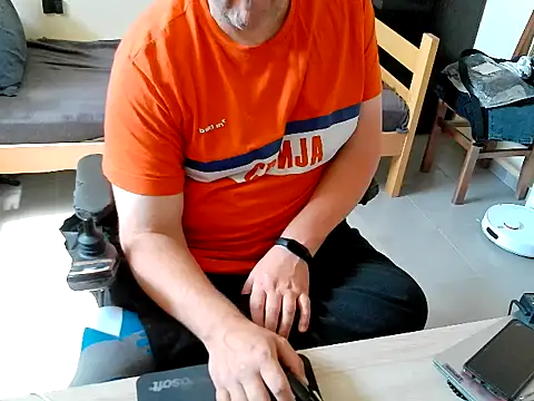 pozitiva000 online show from 06/30/26, 01:23