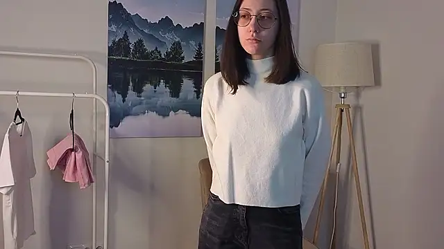 DoraWhitrock online show from 02/22/26, 06:46