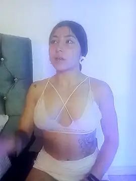 Snapshot of Little_Sweett chatting on 02/26/26, 11:42 Little Sweett online show from 02/26/26, 11:42