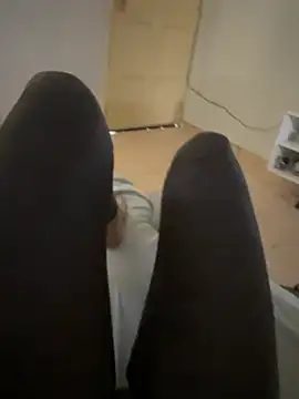 Cristal2342 online show from 02/26/26, 01:32