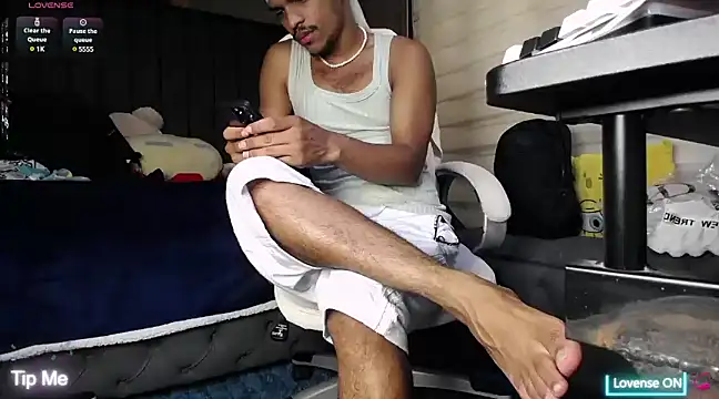 Snapshot of dirty_27cms chatting on 02/12/25, 02:14 dirty 27cms online show from 02/12/25, 02:14