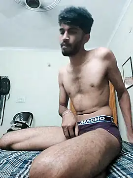 NikhilN247913 online show from 04/01/26, 11:00