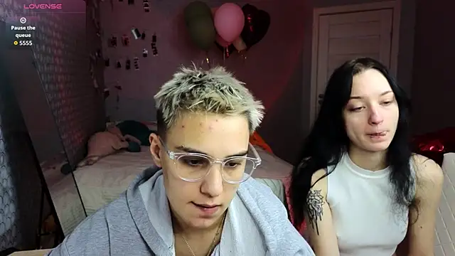 LuxuryLoverss online show from 03/26/26, 11:05