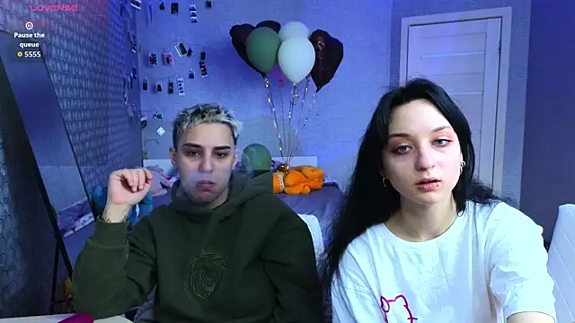 LuxuryLoverss online show from 04/07/26, 11:10