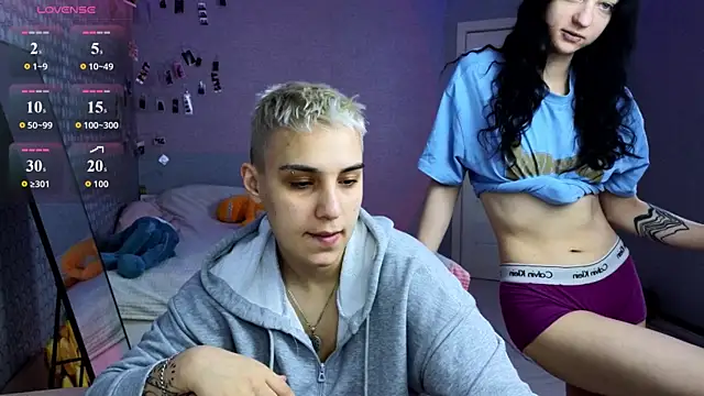 LuxuryLoverss online show from 05/04/26, 11:06
