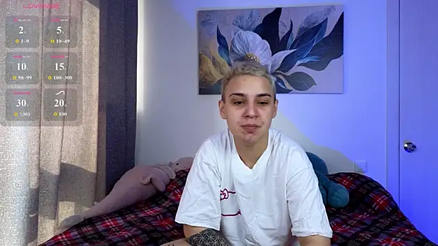 LuxuryLoverss online show from 05/16/26, 11:09