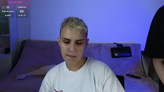 LuxuryLoverss online show from 05/26/26, 11:06