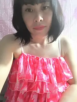 juicy-milu online show from 07/13/26, 12:30