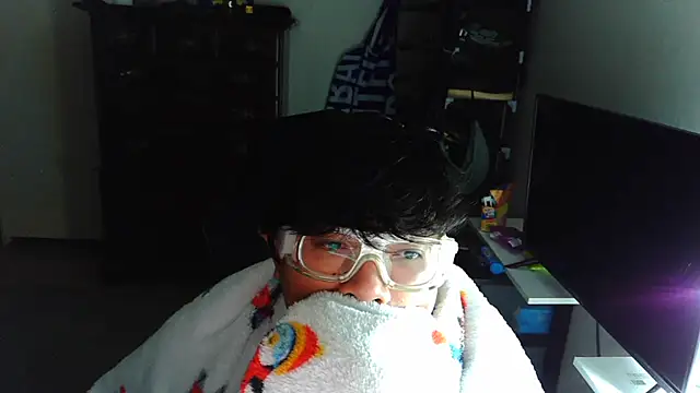 Snapshot of longlongsong chatting on 02/28/26, 12:17 longlongsong online show from 02/28/26, 12:17