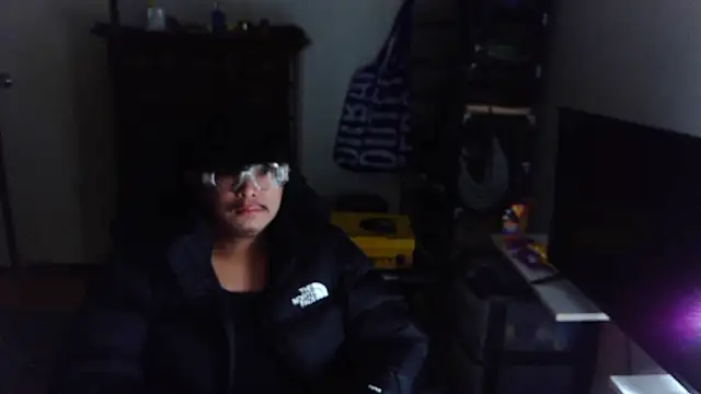 Snapshot of longlongsong chatting on 03/01/26, 11:56 longlongsong online show from 03/01/26, 11:56