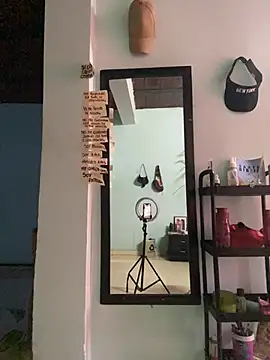 AnelimDagota  online show from 03/31/26, 11:54