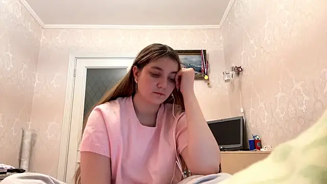 JanineThielman online show from 06/01/26, 03:14