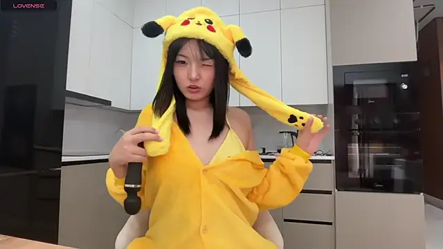 minnie joy online show from 07/23/26, 12:25