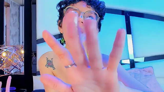 Calioperoux online show from 03/05/26, 10:28