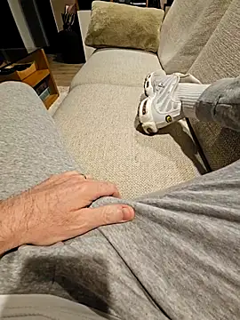 Snapshot of Kiffeur2Tn chatting on 02/22/26, 11:03 Kiffeur2Tn online show from 02/22/26, 11:03