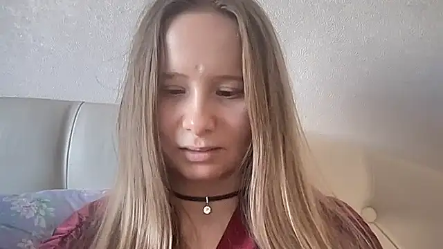 cutefoxieee online show from 03/14/26, 01:49