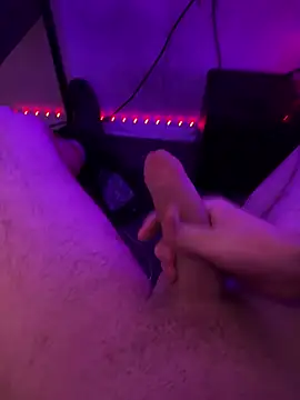 Snapshot of bigcockD2006 chatting on 03/03/26, 12:39 bigcockD2006 online show from 03/03/26, 12:39