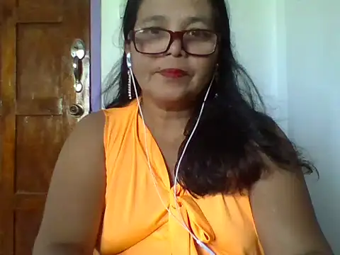 Flowerblossom123 online show from 04/29/26, 05:33