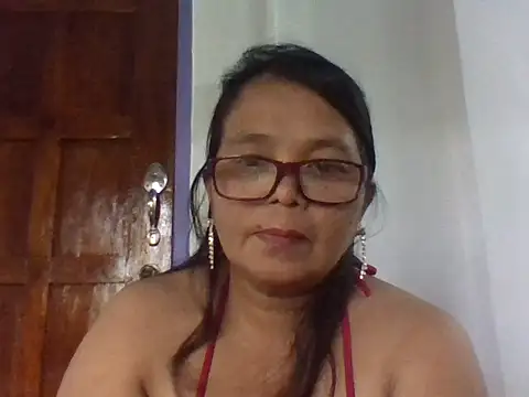 Flowerblossom123 online show from 05/03/26, 08:31