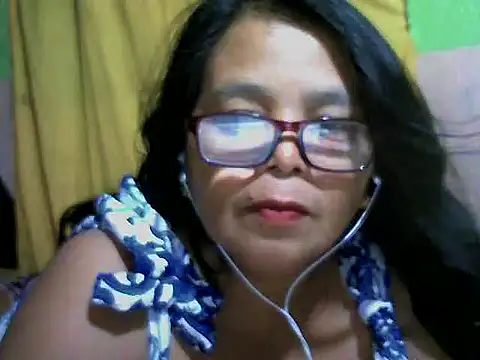 Flowerblossom123 online show from 05/11/26, 02:56