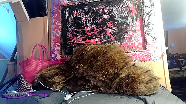 BunnyYT online show from 04/06/26, 06:42