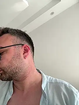 berkay977 online show from 06/06/26, 02:55