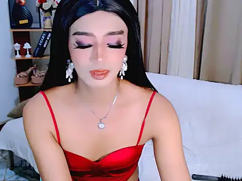Queeny Cassandra online show from 05/24/26, 06:29