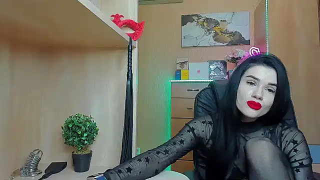 KristiTopxx online show from 03/17/25, 09:13