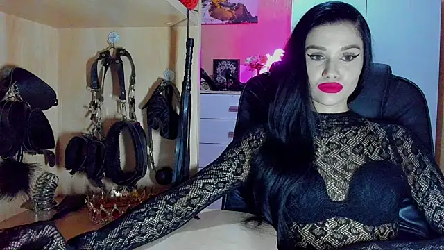 KristiTopxx online show from 02/06/26, 07:50