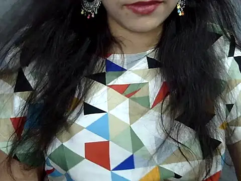 Neha Sharma2 online show from 03/05/26, 10:22