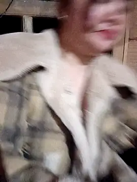 Snapshot of Meo-catwet chatting on 03/03/26, 01:17 Meo-catwet online show from 03/03/26, 01:17