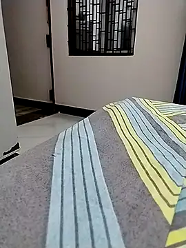 Saniya Gi online show from 03/27/26, 04:18